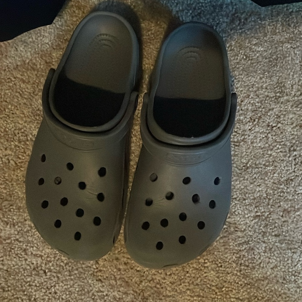 Crocs - Picture 1 of 3